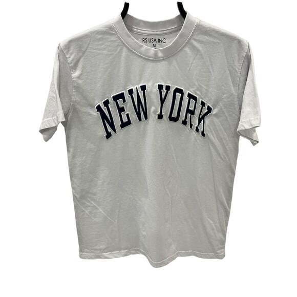 RS USA Inc Women's MD New York Yankees Embroidered Applique Graphic T-shirt - Picture 1 of 4